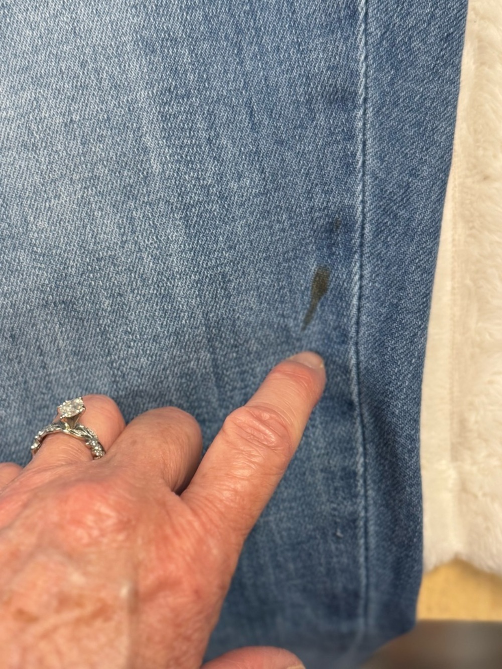 Talbots Flawless Embroidered Curvy Medium Blue Wash Girlfriend Jeans 16W - Picture 10 of 11
